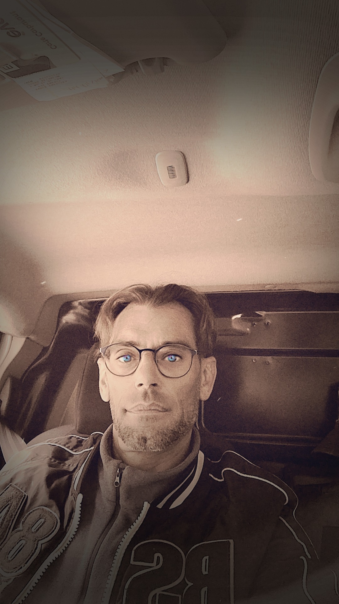 Perfil de Jean-carlo