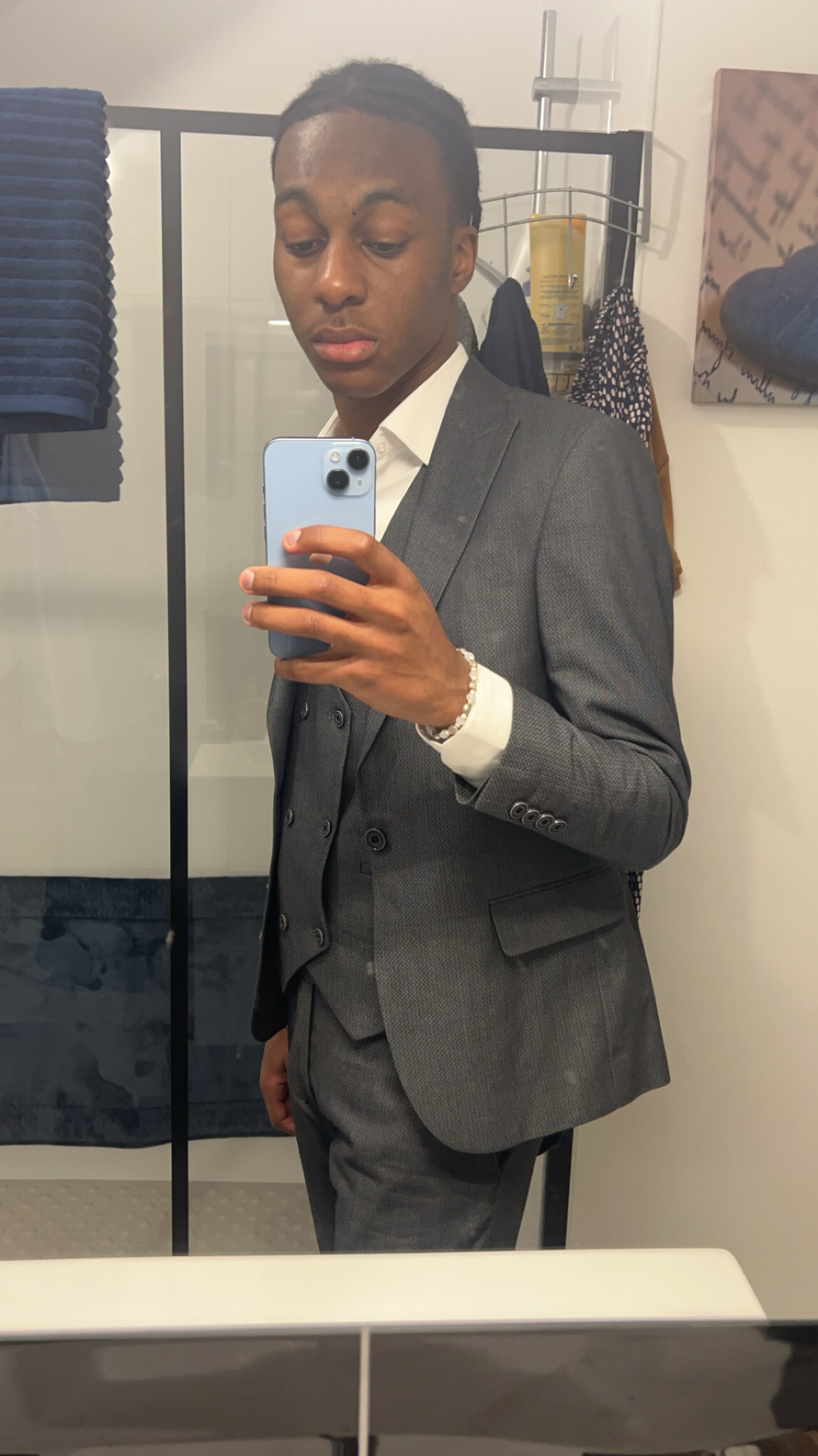 Perfil de Charles-adrien