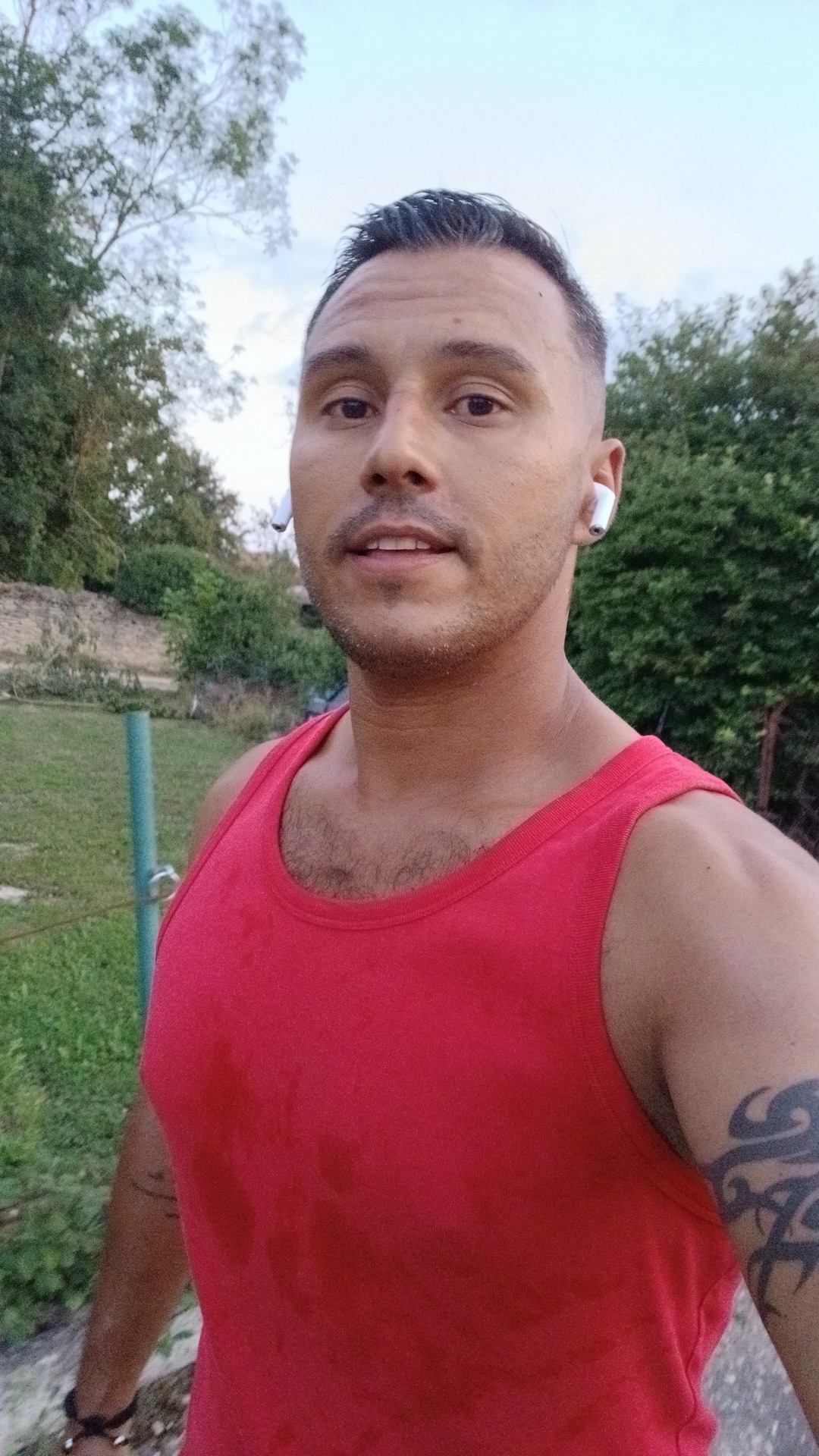 Perfil de Khelil